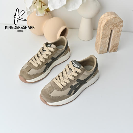 经典鲨2025年秋季专柜新款韩版时尚拼色男士运动休闲鞋德训鞋KF18-533081 商品图1