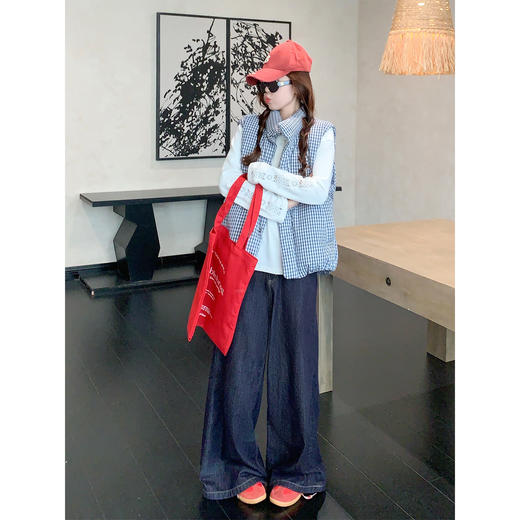 <曾小咸推荐>现货秒杀 ！微信超特价！蕾丝镂空花边设计长袖T恤 日常149.99 立减80 秒杀69.99！！ 商品图3