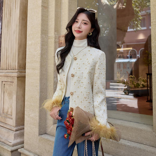 HR YJLY8667钉珠法式小香短外套配袖毛 商品图3