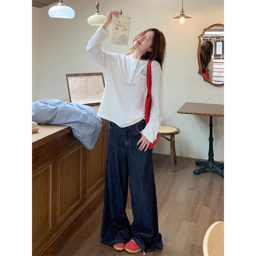 <曾小咸推荐>现货秒杀 ！微信超特价！蕾丝镂空花边设计长袖T恤 日常149.99 立减80 秒杀69.99！！ 商品图2