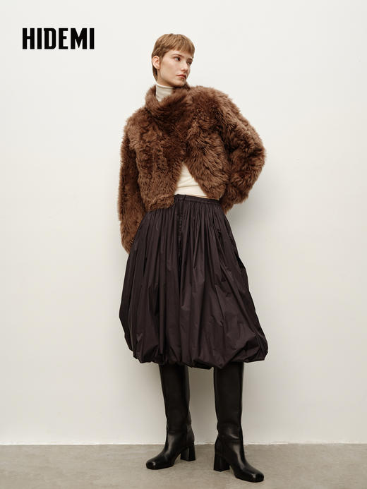 HIDEMI 进口西班牙羊剪毛不对称立领廓形极简皮毛一体短外套 摩卡色 商品图1