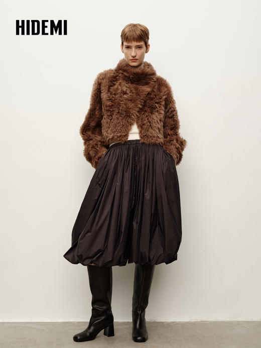 HIDEMI 进口西班牙羊剪毛不对称立领廓形极简皮毛一体短外套 摩卡色 商品图0