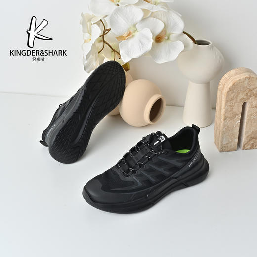 经典鲨2025年秋季专柜新款男士百搭透气舒适跑步休闲鞋KW08-533311 商品图0