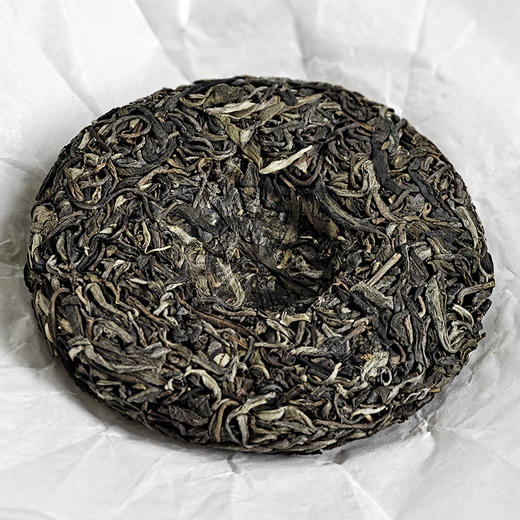 最后5提，售罄绝版！【麻黑单株】【双11狂欢盛典】2025年头春头采古茶单株易武山系的标杆韵味易武小香猪再好喝也没有麻黑的茶香，100克*5饼，整提购 商品图3