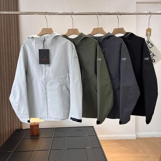 袅家男款防风硬壳连帽冲锋衣 商品图1