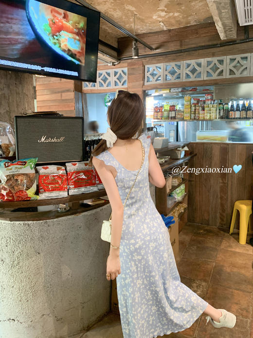 <曾小咸推荐>4.7现货秒杀 ！微信超特价！V领碎花收腰连衣裙 日常189.99 立减100 秒杀89.99！！ 商品图7