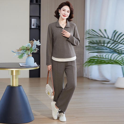 妈妈时尚薄长袖衣中年女装秋装新动服中老年春秋休闲套装两件套 商品图3