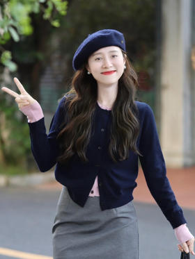 【百图lulu定制】【蔷薇针织衫】【全码预售10天发】假两件 藏蓝色叠粉色 羊毛长袖开衫