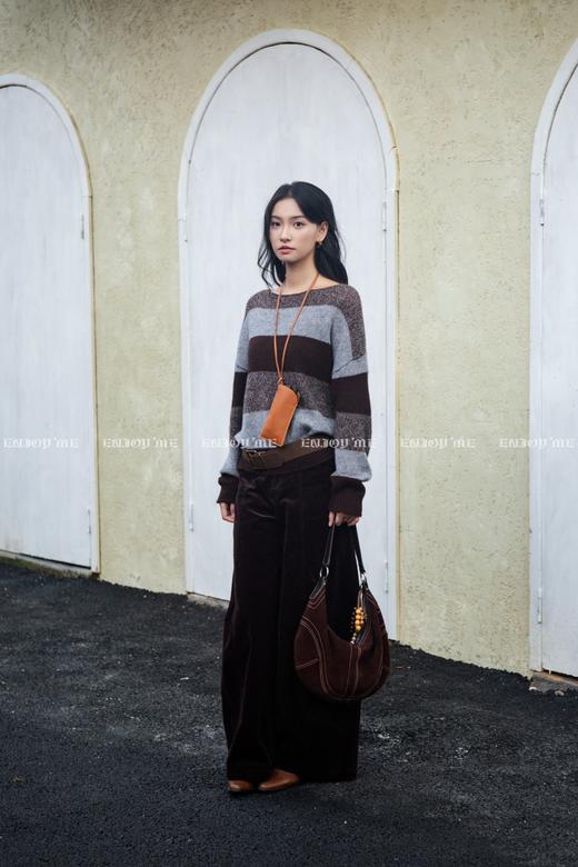 【门店同款】ENJOY冬季“暖冬知性”MIU系条纹针织 166797291 商品图5