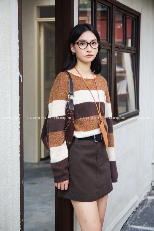 【门店同款】ENJOY冬季“暖冬知性”宽坑条拼色针织上衣 166893814 商品图2