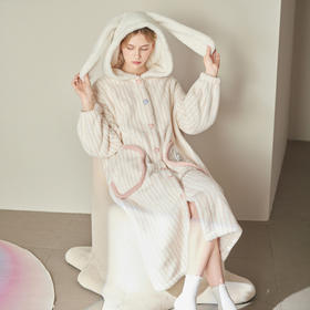 芬腾女士睡袍秋冬季珊瑚绒连帽睡衣女款加绒加厚可爱抗静电家居服