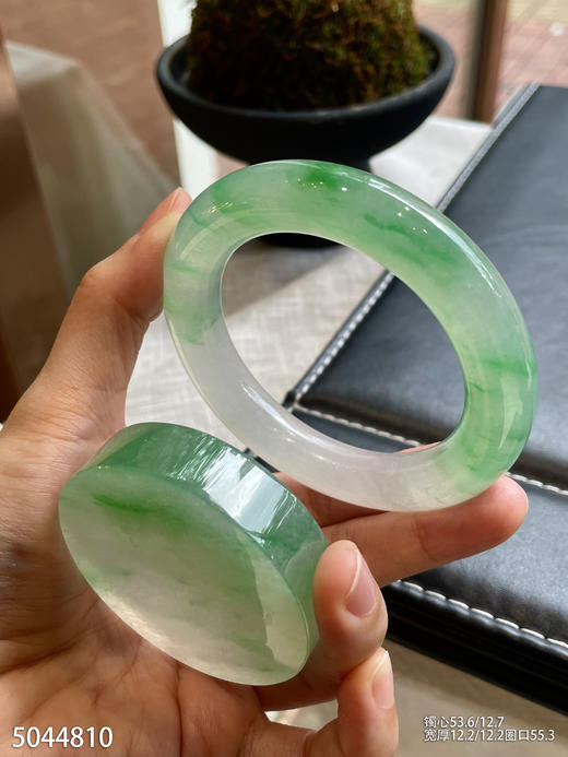 手镯➕镯心【5044810】圈口55.3。具体价格微信咨询 商品图5