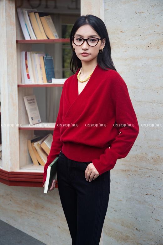 【门店同款】ENJOY冬季“暖冬知性”交叉款针织上衣 166746540 商品图0