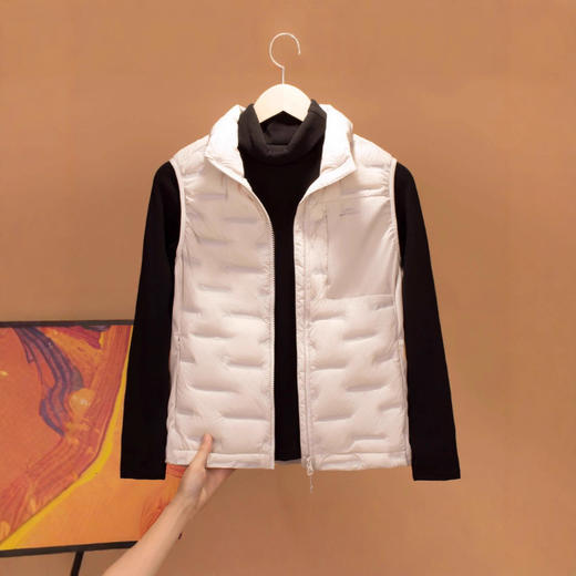 丁摩 户外轻薄羽绒马甲女短款立领背心2661 商品图2