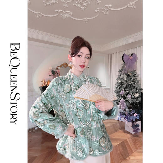 【大货，不退不换】  【青花雅韵】拼接水貂毛条加棉刺绣国风外套2025年新款 商品图0