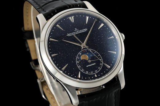 Noob official➕新款首发积家月相大师蓝砂石 一体机芯
新品月相采用一体机芯cal.925，通过长时间改进稳定性大大提高，新版本月相大师与老版本区别在于月相盘的换代❕❕❕ 商品图2