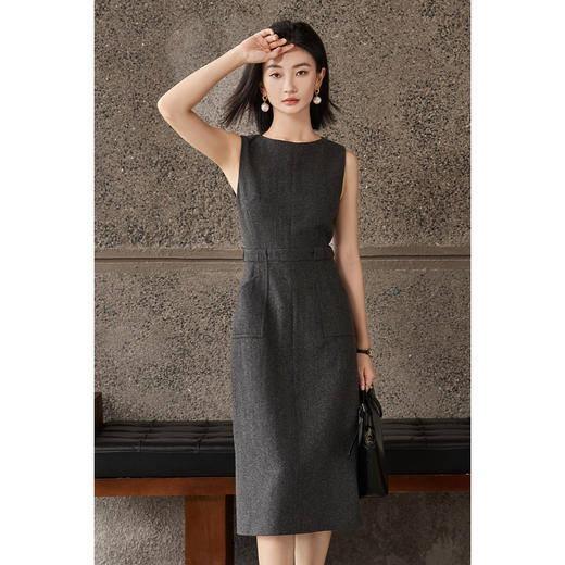 剩S/M 米思阳2026春季新款简约优雅背心连衣裙收腰显瘦直筒裙女4812 商品图1