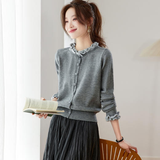 CC 2105时髦木耳边早秋韩系小香风针织开衫 商品图2