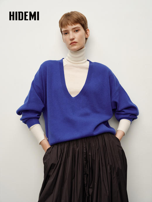 HIDEMI 进口澳洲美利奴羊毛U型领刺绣logo套头针织衫毛衣叠穿神器 商品图4
