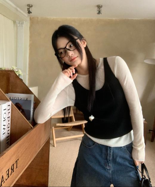 老米优品🎈3-5天发！秋日高级氛围感~🐐莫代尔+山羊绒 《圆领小宽松长袖打底衫》人手N件的基础款针织tee，太好穿啦！！T251008A 商品图0