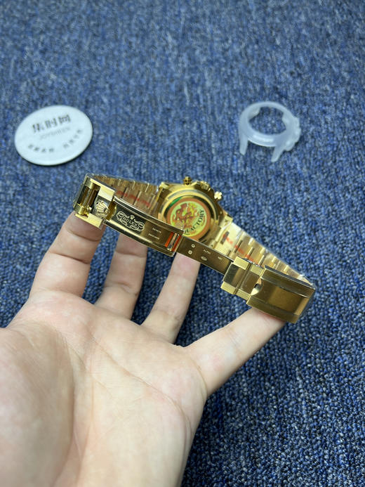 劳力士新款 QF配重版 包边迪通拿配重版 4131机 新品迪通拿是2025钟表与奇迹的钟表展 新款配色，分别为白金蓝面，玫瑰金巧克力面，和新款绿金迪和蒂芙尼蓝面让人眼前一亮 商品图7