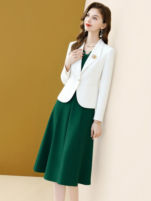 「自」全新升级【铂金会员201/天猫269/差价68】(65238)洛诗琳高级感气质休闲西装外套女2025秋装新款职业通勤显瘦百搭西服 商品图3