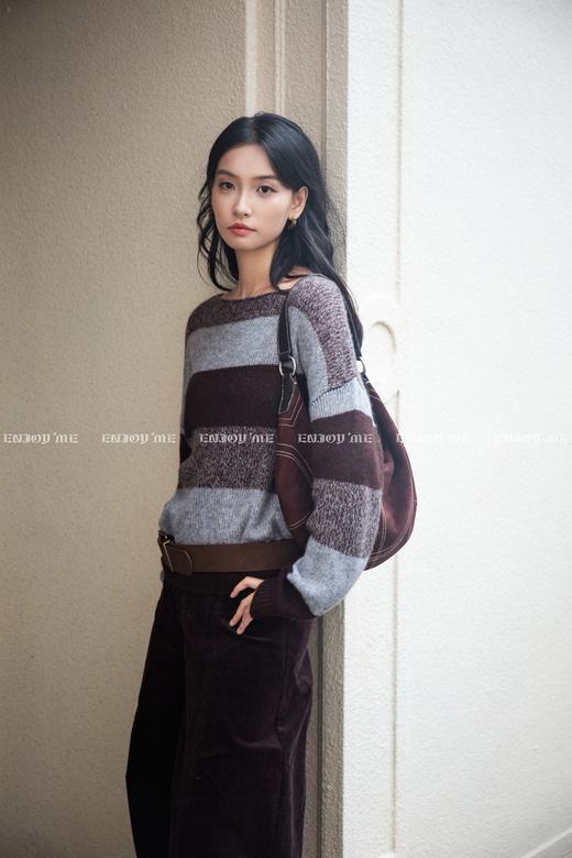 【门店同款】ENJOY冬季“暖冬知性”MIU系条纹针织 166797291 商品图4