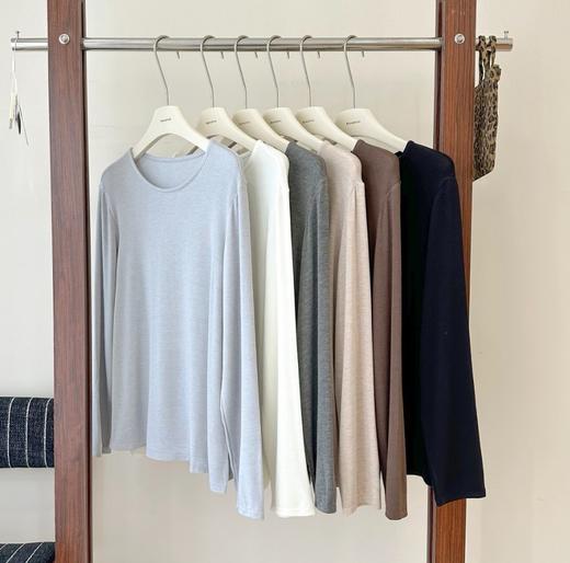 老米优品🎈3-5天发！秋日高级氛围感~🐐莫代尔+山羊绒 《圆领小宽松长袖打底衫》人手N件的基础款针织tee，太好穿啦！！T251008A 商品图1
