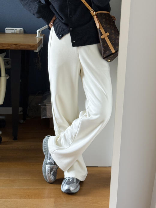 牛！超推荐---25秋冬五星窄裤管羊毛毛呢直筒裤【包邮+三天无理由退换】 商品图1