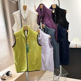 2025秋冬新款男女情侣户外运动保暖抓绒衣轻量摇粒绒马甲背心！