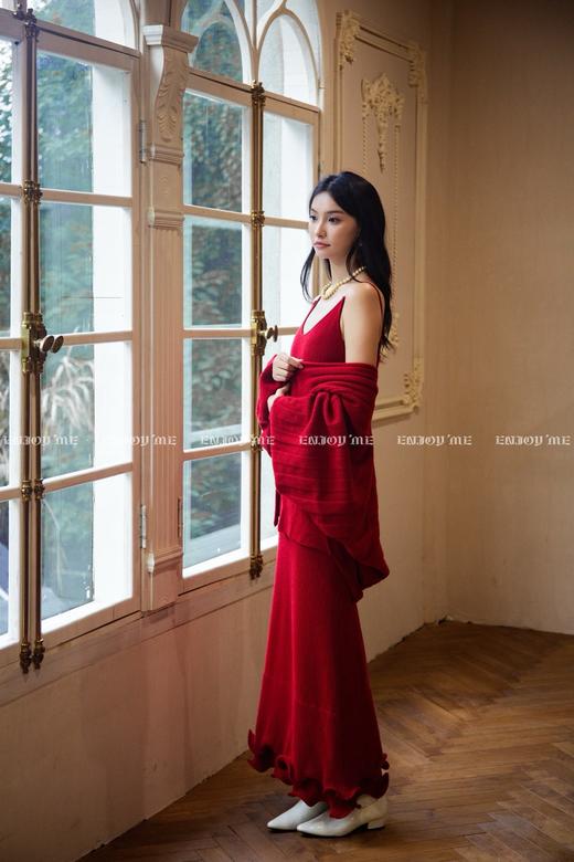 【门店同款】ENJOY冬季“暖冬软糖”波浪边针织吊带裙 166746507 商品图2