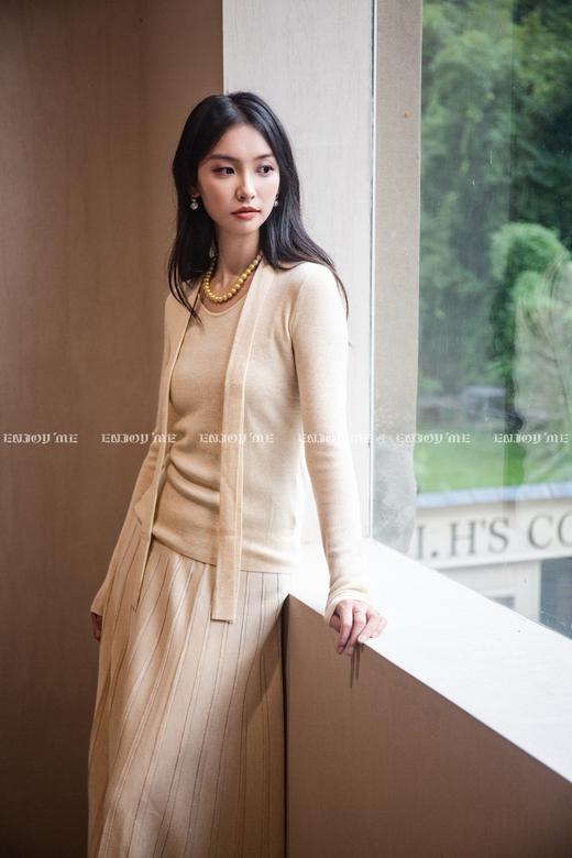 【门店同款】ENJOY冬季“暖冬知性”飘带款针织上衣 166893718 商品图1