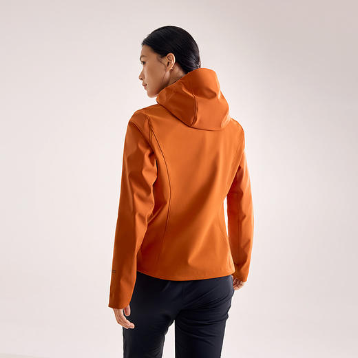 KAILAS凯乐石 户外运动 女款M8 IC-MAX连帽软壳外套 KG2439218 商品图4