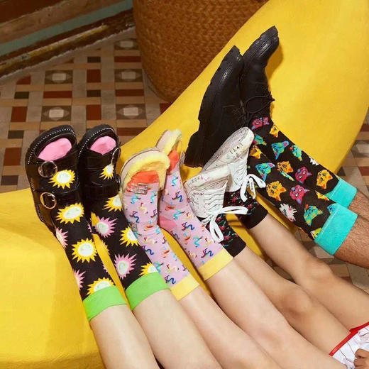 🔥Happy多巴胺中筒袜盲盒来啦！！袜子界的网红鼻祖 千万潮人身份象征，每年一年四季都爆卖❗️真的超级吸人眼球👍正儿八经外贸订单，高品质放心穿 官网同款💰100起 ，开团福利价三双💰39.9起 商品图3