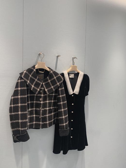 金蘑菇菇 黑白格经典大衣 复古感 商品图7