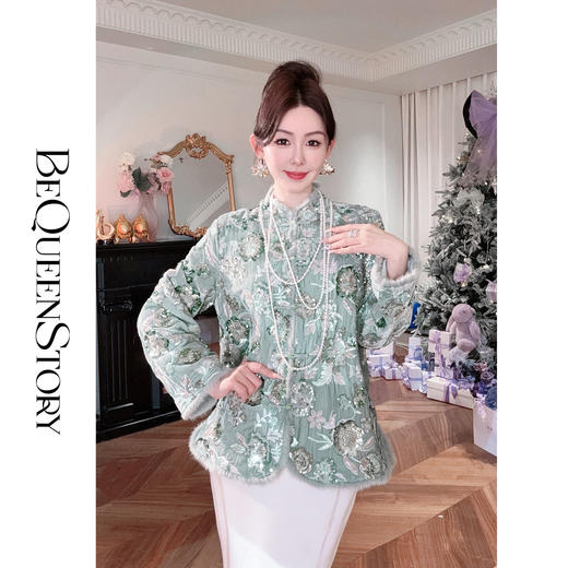 【大货，不退不换】  【青花雅韵】拼接水貂毛条加棉刺绣国风外套2025年新款 商品图3