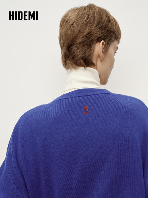 HIDEMI 进口澳洲美利奴羊毛U型领刺绣logo套头针织衫毛衣叠穿神器 商品图5