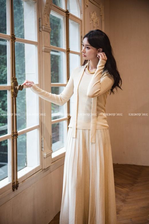 【门店同款】ENJOY冬季“暖冬知性”百搭百褶半裙 166893769 商品图2