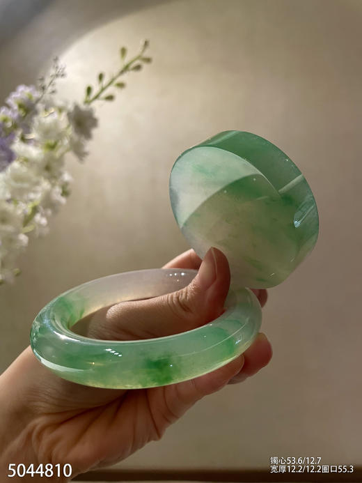 手镯➕镯心【5044810】圈口55.3。具体价格微信咨询 商品图2