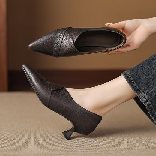 【预售5天】春秋新款法式复古高跟鞋优雅百搭防掉跟软底面真皮尖头中口单鞋女JLY&18-788 商品图0