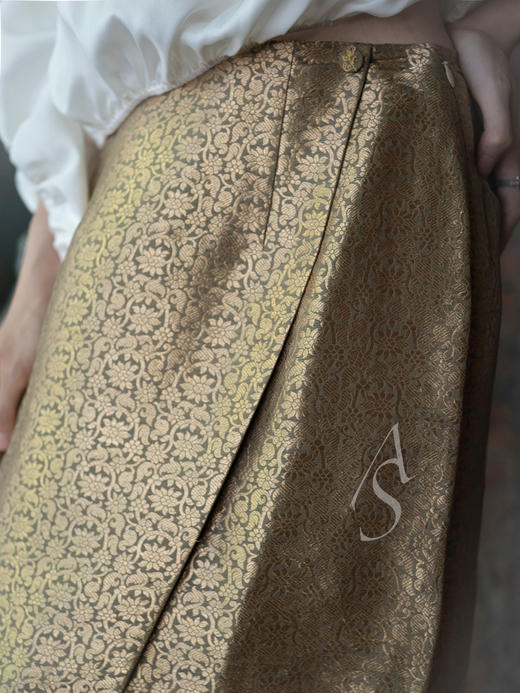 Maku 25AW 鎏金古壁画手工真丝织金提花郁金香裙 商品图2