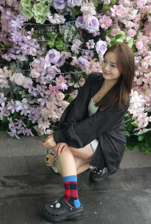 🔥Happy多巴胺中筒袜盲盒来啦！！袜子界的网红鼻祖 千万潮人身份象征，每年一年四季都爆卖❗️真的超级吸人眼球👍正儿八经外贸订单，高品质放心穿 官网同款💰100起 ，开团福利价三双💰39.9起 商品图6