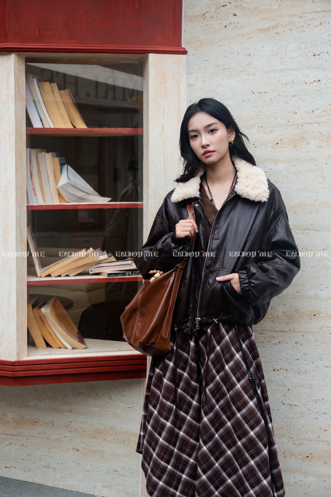 【门店同款】ENJOY冬季“暖冬知性”毛毛领羽绒外套 167045382