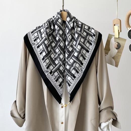 【YW】无忧购【甄选】25元2件，29元3件磁吸扣丝巾懒人吊坠围巾护颈保暖高级感围脖（截单后3-5天发货) 商品图10