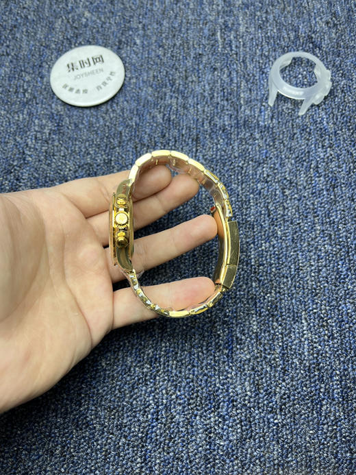 劳力士新款 QF配重版 包边迪通拿配重版 4131机 新品迪通拿是2025钟表与奇迹的钟表展 新款配色，分别为白金蓝面，玫瑰金巧克力面，和新款绿金迪和蒂芙尼蓝面让人眼前一亮 商品图4