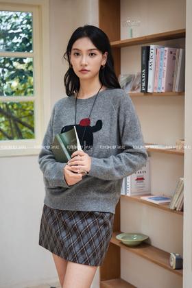 【门店同款】ENJOY冬季“暖冬知性”小狗图案针织上衣 166746380