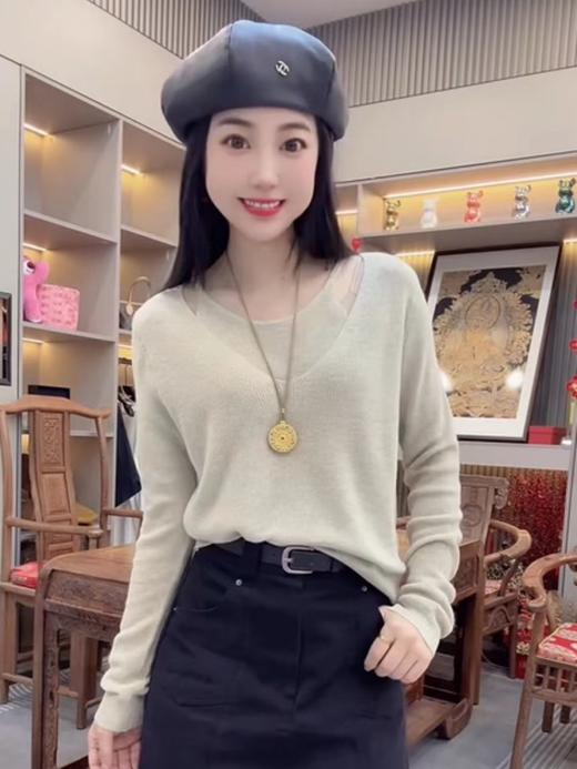 羊毛双件一体V领针织衫 商品图4