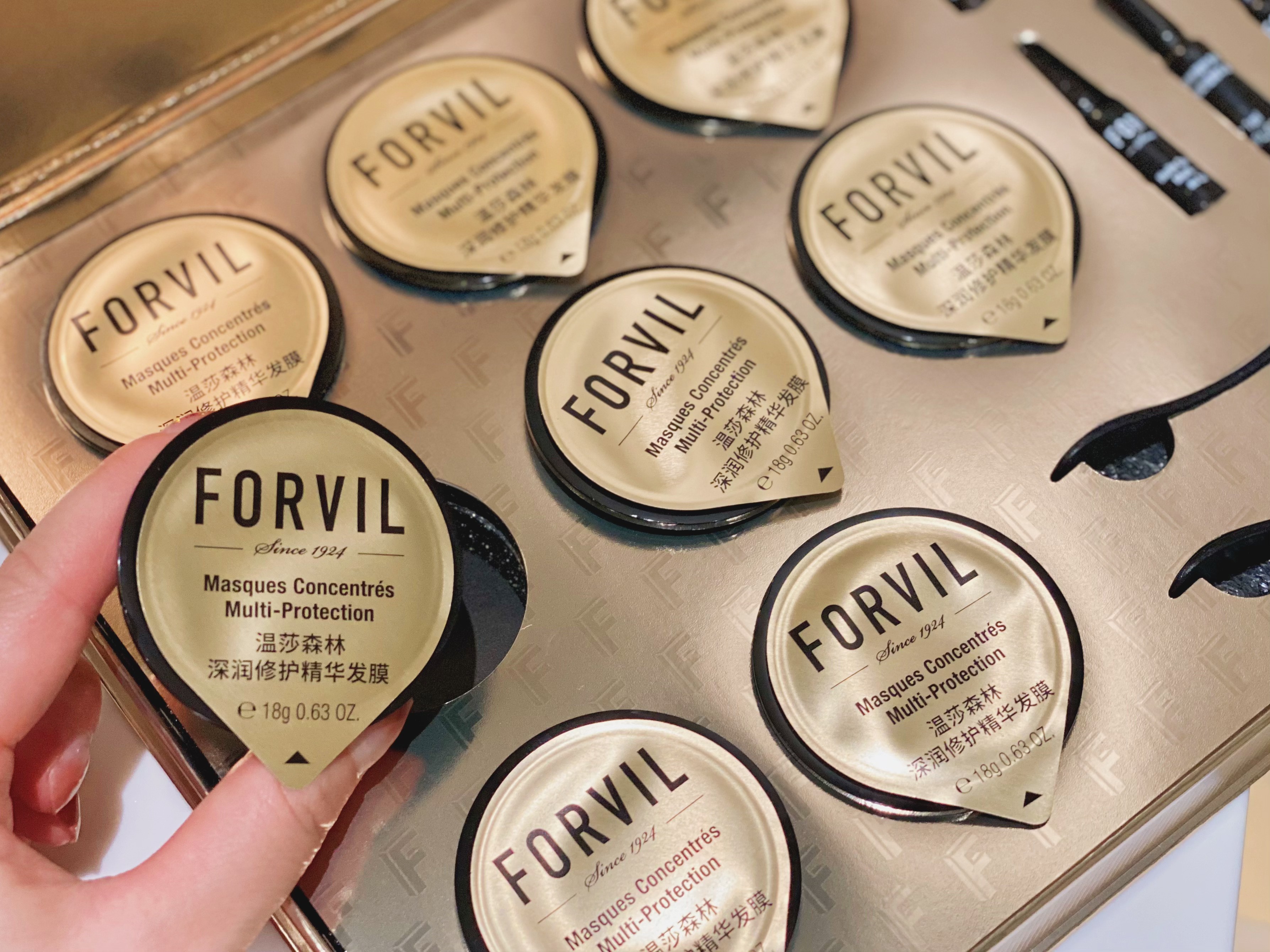 法国FORVIL温莎森林鱼子酱安瓶发膜8对装，多重修护，滋养顺滑，强韧发丝