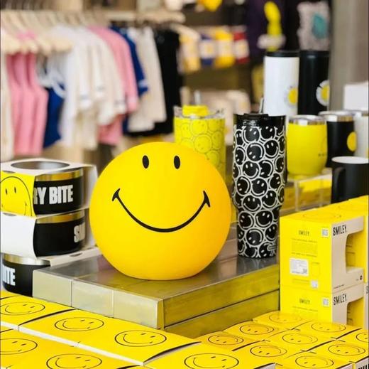 【品牌福利来袭】法国Smiley双边绒花墙盖毯！礼品袋包装🎁乔迁新婚送礼!简直不要太体面！人手几条❗️风靡全球53年｜ 商品图11