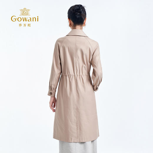 乔万尼2025秋新品中长款抽绳设计气质翻领修身风衣EM1A143 商品图4